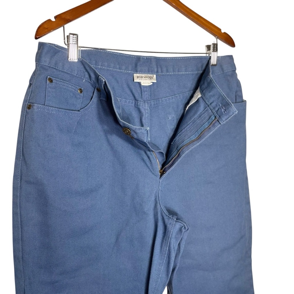 Cropped Blue Jeans by Jeanology Size 16